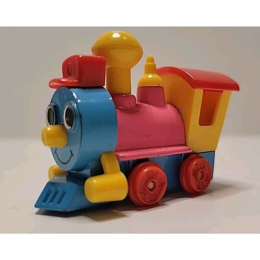VINTAGE DIE CAST WALT DISNEY MICKEY TOMY TRAIN FIGURINE RARE DESIGN NR